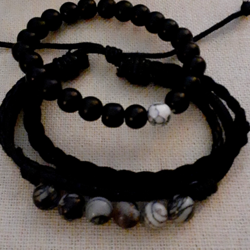 3 Bracelets. BLESSED - Picture 4 of 4